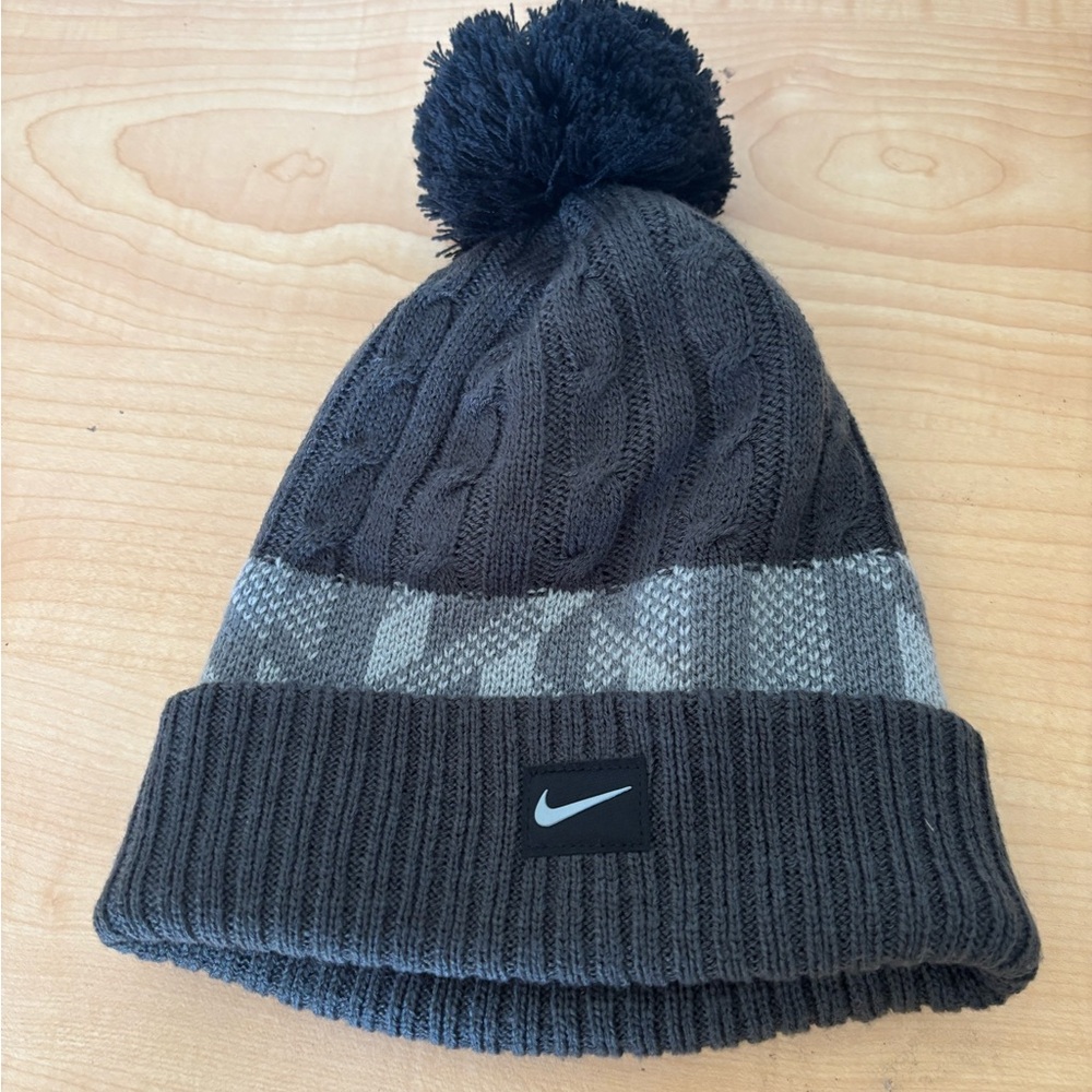 Nike Youth Knit Pom Beanie Hat Gray Cable Knit Logo Winter Cap